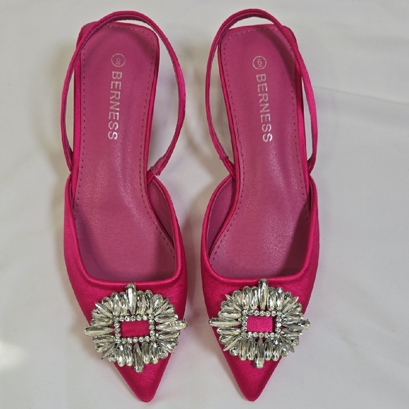 Berness Regina Women's Pink Slingback Heels Size 6 - Picture 1 of 7